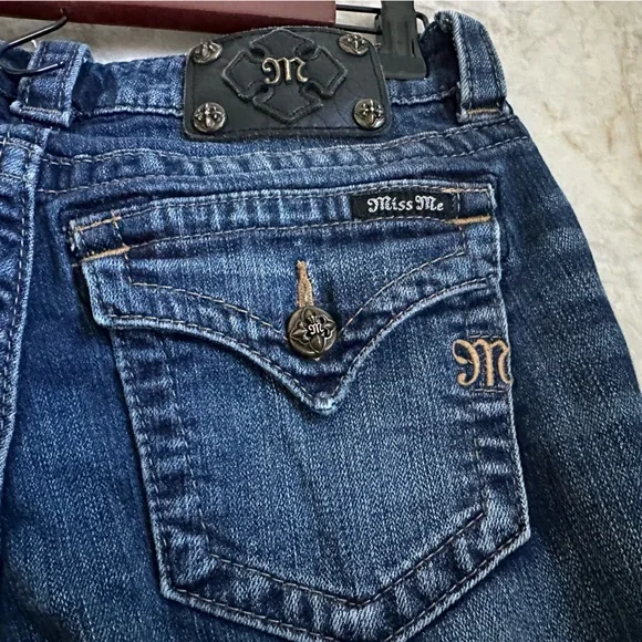 Miss Me midrise bootcut jeans - Picture 10 of 13